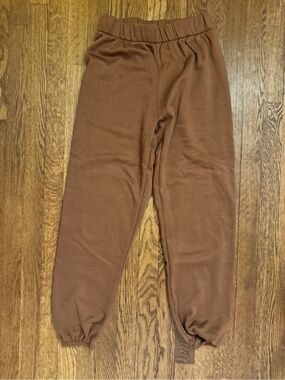 Women's Brown Fleece Jogger Pants - Elastic Waist & Cuffed Ankles